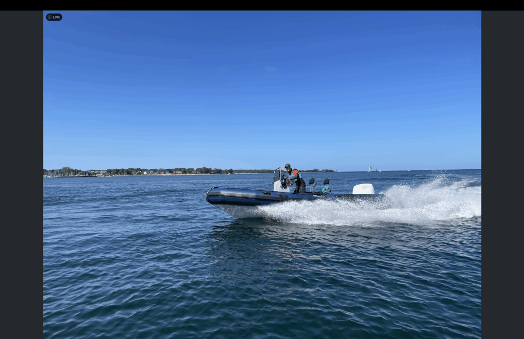 Boot 2 (Coachboot, Begleitboot, Tonnenleger)